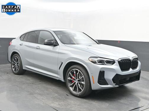 2025 BMW X4 M40i