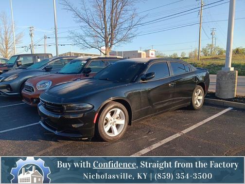 Pitch Black Clearcoat 2022 Dodge Charger SXT