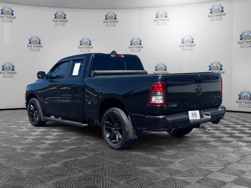 Diamond Black Crystal Pearlcoat 2020 RAM 1500 Big Horn/Lone Star