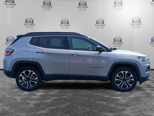 Billet Silver Metallic Clearcoat 2023 Jeep Compass Limited