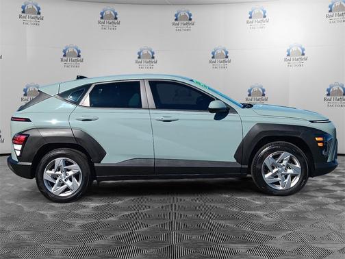2024 Hyundai KONA SE
