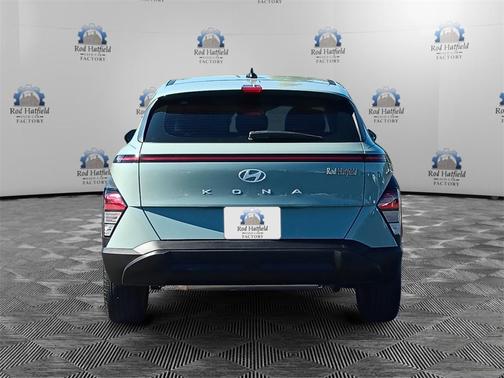 2024 Hyundai KONA SE