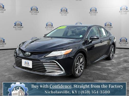 Midnight Black Metallic 2023 Toyota Camry XLE
