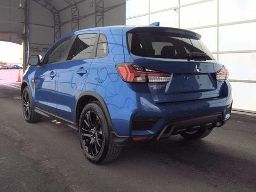 Octane Blue Metallic 2026 Mitsubishi Outlander Sport 2.0 ES