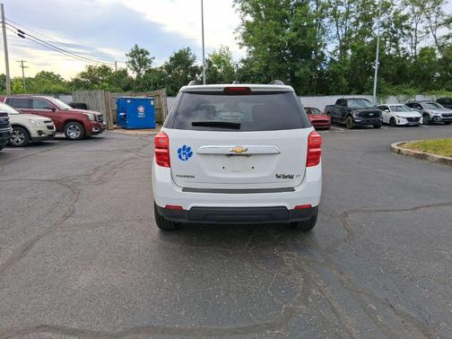 Summit White 2017 Chevrolet Equinox 1LT