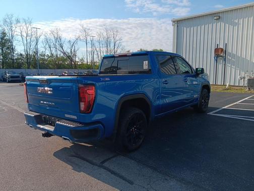 2022 GMC Sierra 1500 Elevation