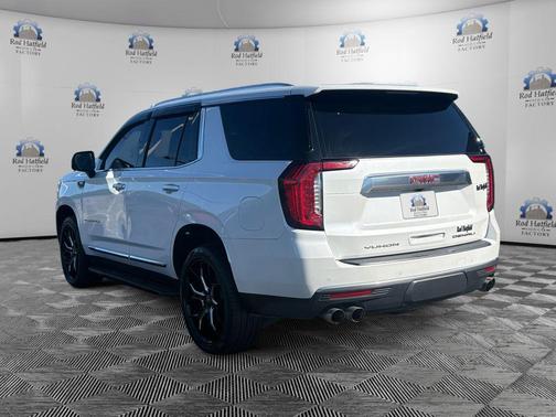 White Frost Tricoat 2022 GMC Yukon Denali