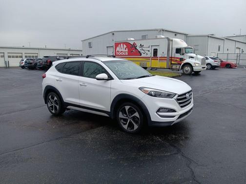 2017 Hyundai TUCSON Sport