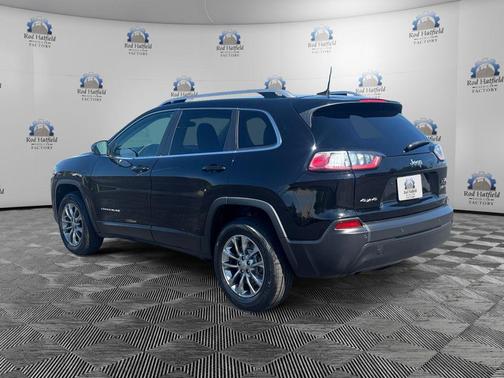 Diamond Black Crystal Pearlcoat 2019 Jeep Cherokee Latitude Plus