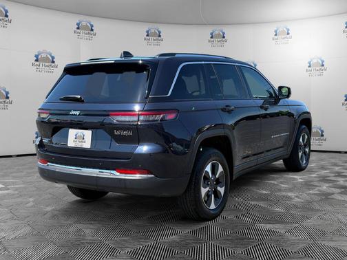 Midnight Sky 2024 Jeep Grand Cherokee 4xe Base