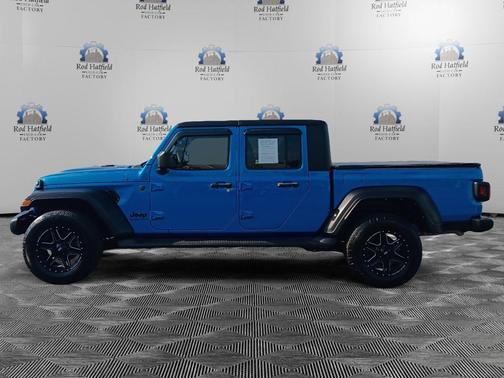 Hydro Blue Pearlcoat 2023 Jeep Gladiator Sport