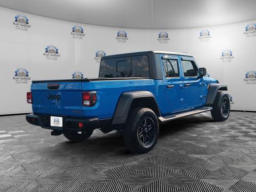 Hydro Blue Pearlcoat 2023 Jeep Gladiator Sport