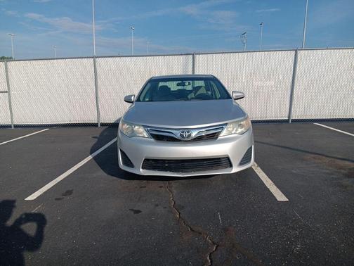 Classic Silver Metallic 2012 Toyota Camry LE