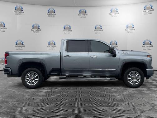 Sterling Gray Metallic 2024 Chevrolet Silverado 3500 High Country
