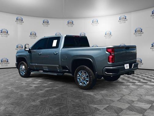 Sterling Gray Metallic 2024 Chevrolet Silverado 3500 High Country