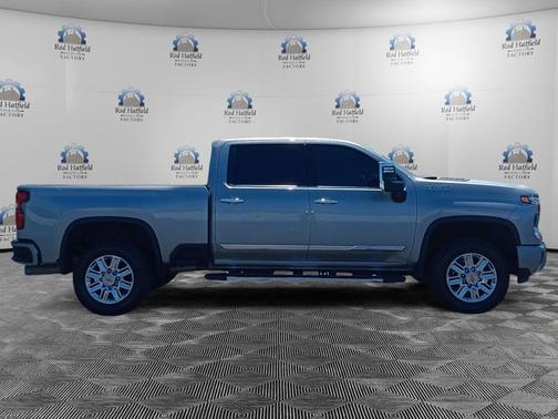Sterling Gray Metallic 2024 Chevrolet Silverado 3500 High Country