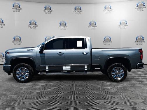 Sterling Gray Metallic 2024 Chevrolet Silverado 3500 High Country