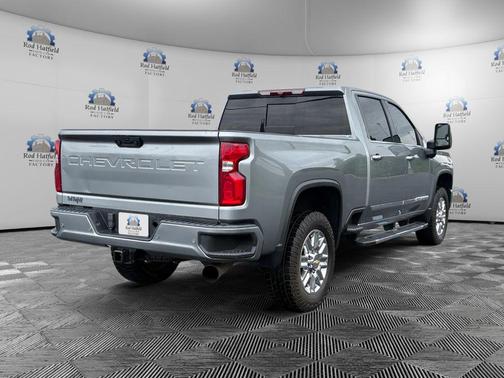 Sterling Gray Metallic 2024 Chevrolet Silverado 3500 High Country