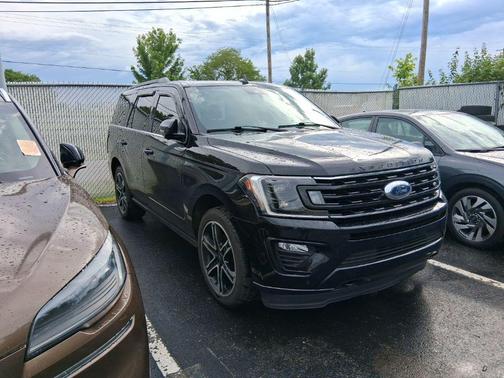 Agate Black Metallic 2021 Ford Expedition Limited