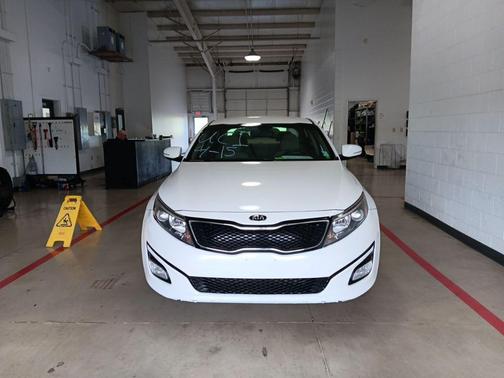 Snow White Pearl 2015 Kia Optima LX