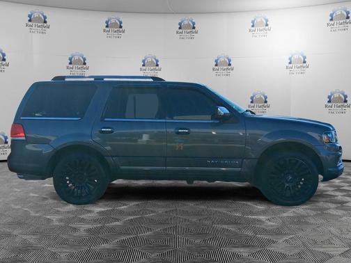 Magnetic Metallic 2016 Lincoln Navigator Reserve