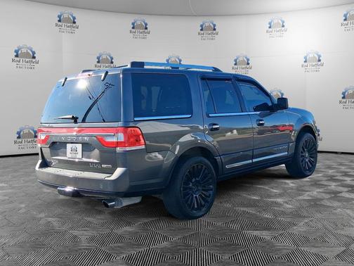 Magnetic Metallic 2016 Lincoln Navigator Reserve