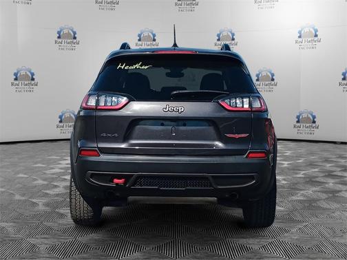 2022 Jeep Cherokee Trailhawk