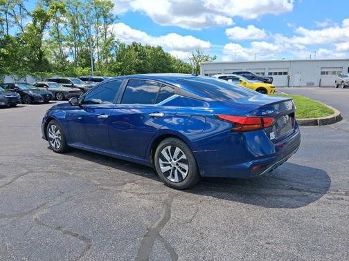 Deep Blue Pearl 2020 Nissan Altima S FWD
