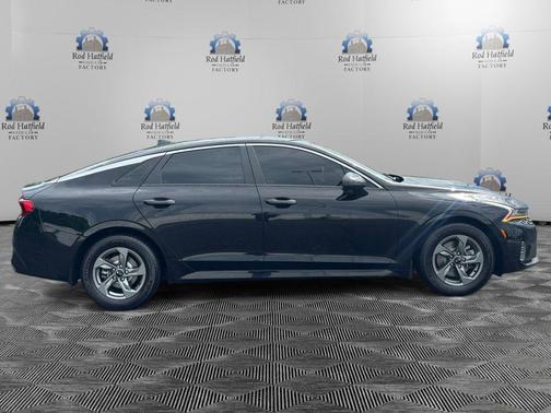 Ebony Black 2021 Kia K5 LXS