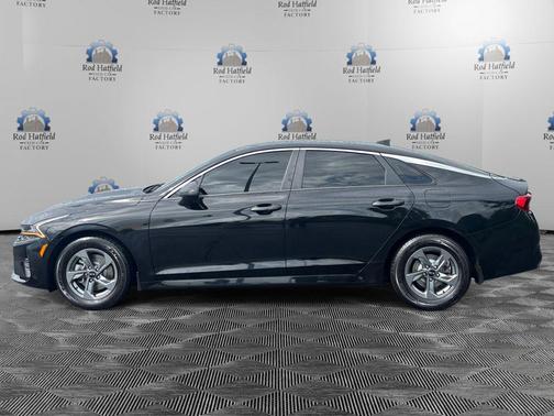 Ebony Black 2021 Kia K5 LXS