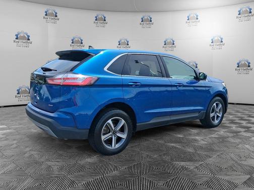 Atlas Blue Metallic 2024 Ford Edge SEL