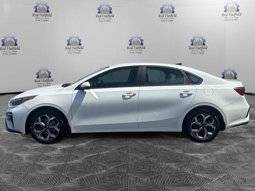 Snow White Pearl 2021 Kia Forte LXS