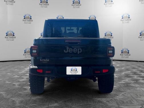 Black Clearcoat 2021 Jeep Gladiator Rubicon