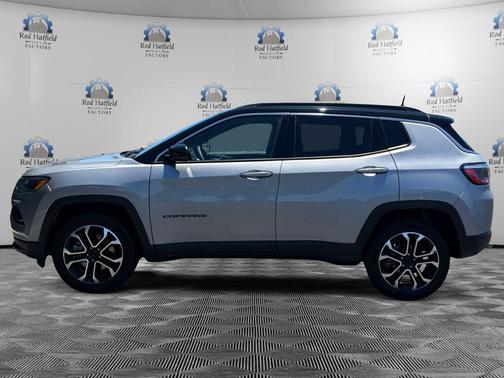 Billet Silver Metallic Clearcoat 2023 Jeep Compass Limited