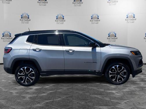 Billet Silver Metallic Clearcoat 2023 Jeep Compass Limited