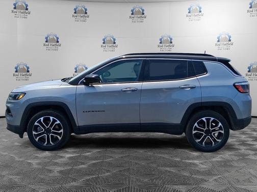 Billet Silver Metallic Clearcoat 2023 Jeep Compass Limited