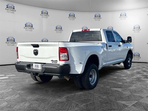 2023 RAM 3500 Tradesman Crew Cab 4x4 8' Box