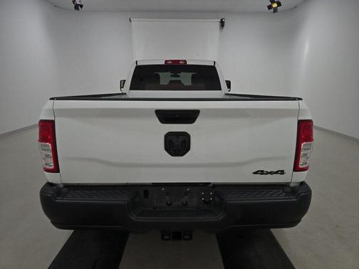 2023 RAM 3500 Tradesman Crew Cab 4x4 8' Box