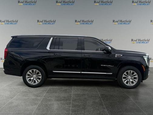 Onyx Black 2025 GMC Yukon XL Denali