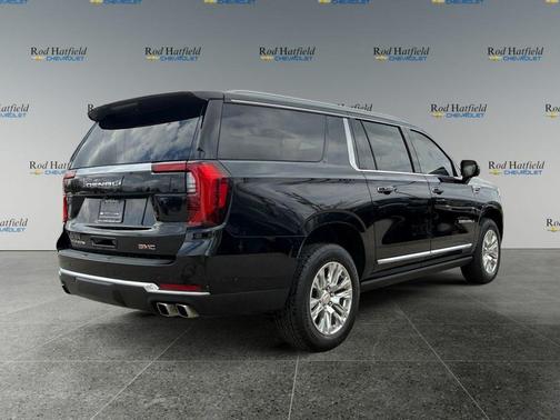 Onyx Black 2025 GMC Yukon XL Denali