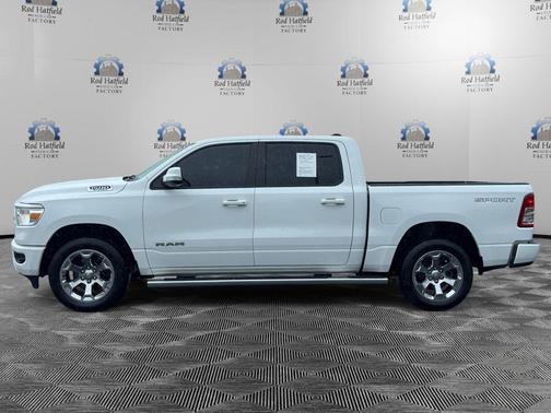 Bright White Clearcoat 2022 RAM 1500 Big Horn/Lone Star