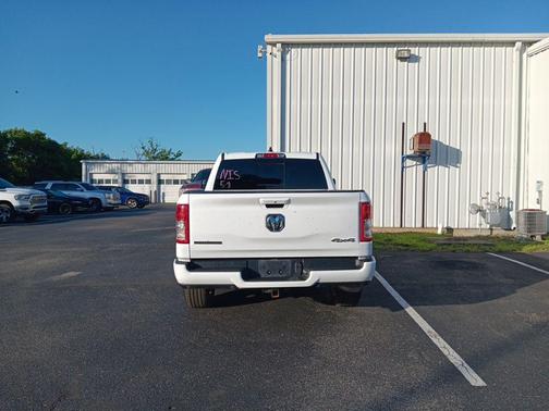 Bright White Clearcoat 2022 RAM 1500 Big Horn/Lone Star