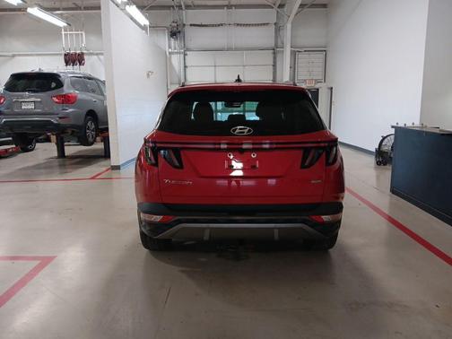 Calypso Red 2022 Hyundai TUCSON Limited