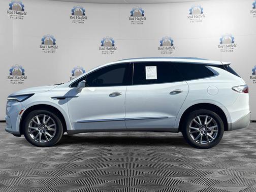 2023 Buick Enclave Essence AWD