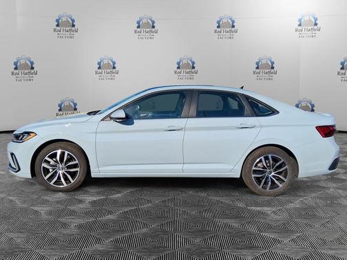Monterey Blue Pearl 2026 Volkswagen Jetta 1.4T SE