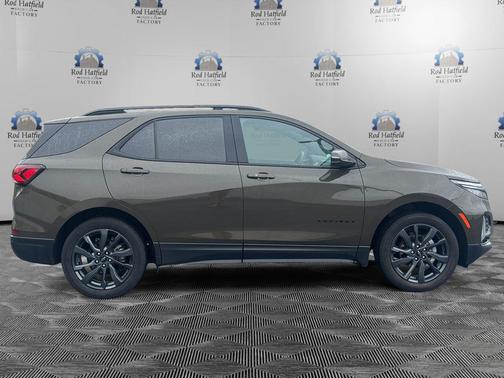 Harvest Bronze Metallic 2023 Chevrolet Equinox FWD RS