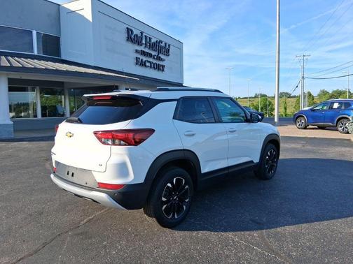 Summit White 2023 Chevrolet Trailblazer LT