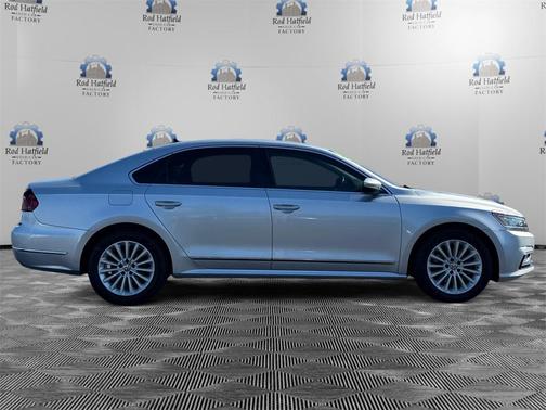 2017 Volkswagen Passat 1.8T SE