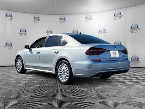 2017 Volkswagen Passat 1.8T SE