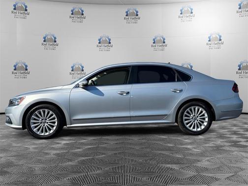 2017 Volkswagen Passat 1.8T SE